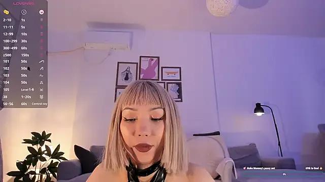 sarah_wang on StripChat