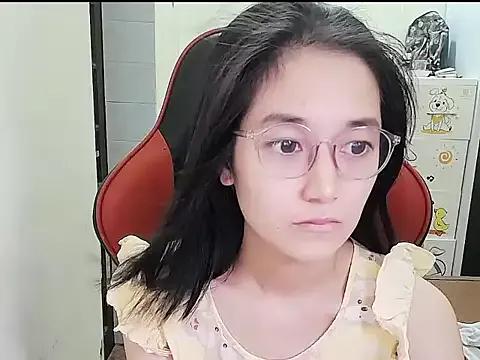 Shulee21 on StripChat