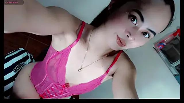 Freechat slutty_afina on StripChat