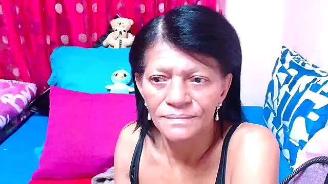 SLUTTYROXY on StripChat