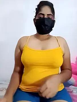 SLZAARA on StripChat