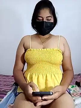 SLZAARA on StripChat