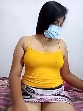 SLZAARA on StripChat