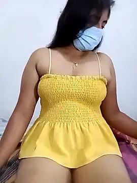 SLZAARA on StripChat