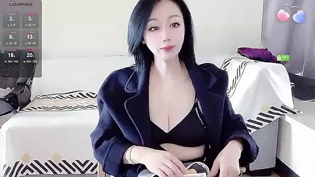 Smile-- on StripChat