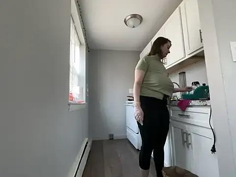 Snowbunnycake_131 — Buzz pussy playing Fortnite 1min vibz