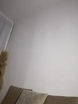 Sofia_Collins- on StripChat