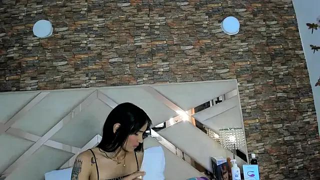 sophie_pariss on StripChat