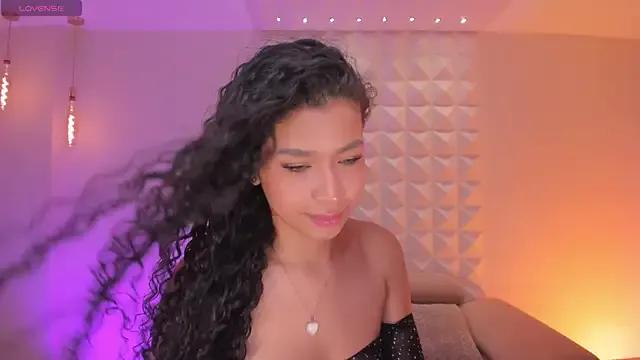 SophieHouston_ on StripChat