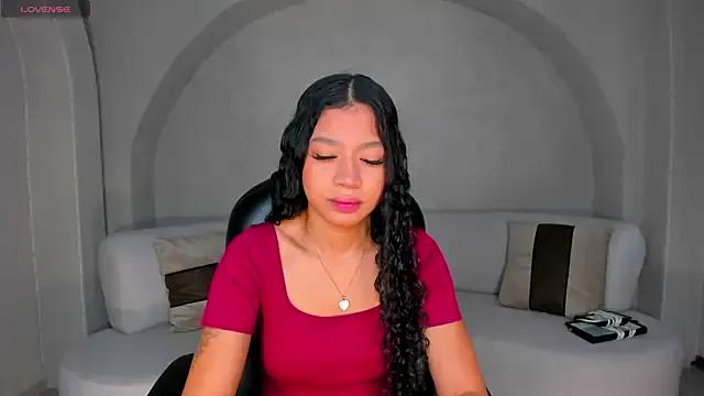 SophieHouston_ on StripChat