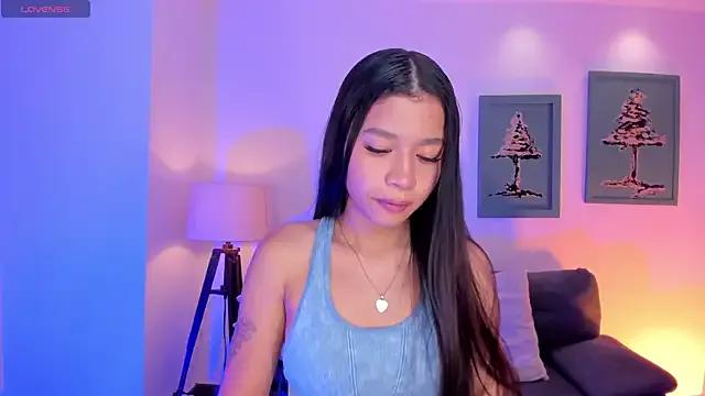 SophieHouston_ on StripChat