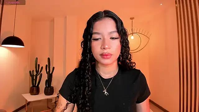 SophieHouston_ on StripChat