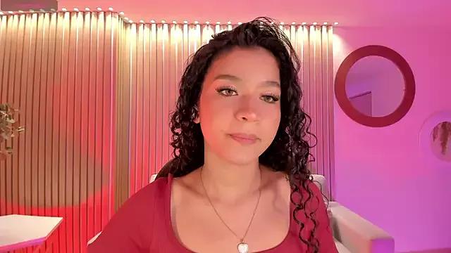 SophieHouston_ on StripChat