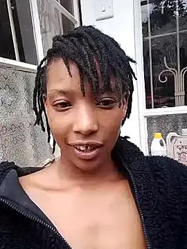 StarBarbiee on StripChat