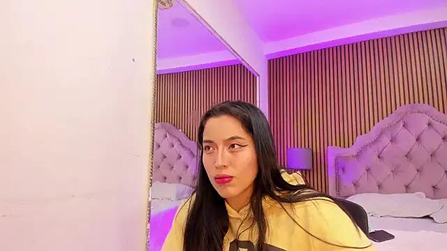 Starbutterflyy_ on StripChat