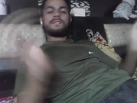 Freechat Stubborndesiboy on StripChat