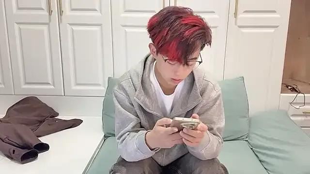 STxuguanhan on StripChat