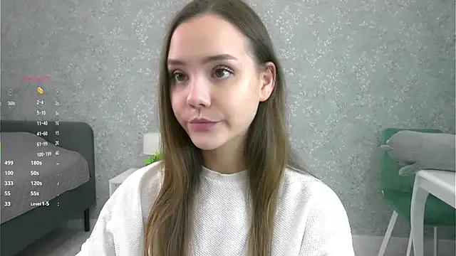 Freechat SweetSaraPie on StripChat