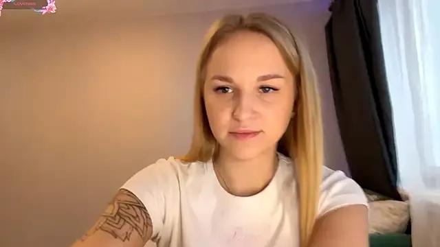 TanekaBoitel — show my sexy bra