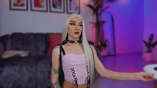 Taylor__foxxx on StripChat