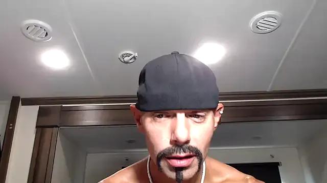 ThickD2C on StripChat