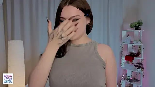 ThuBoppre on StripChat