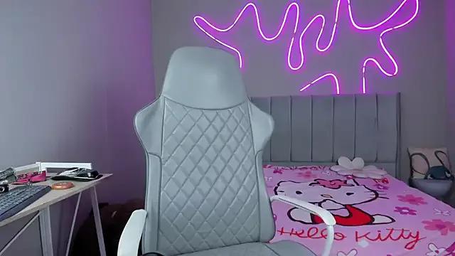 tokyo_nyx on StripChat