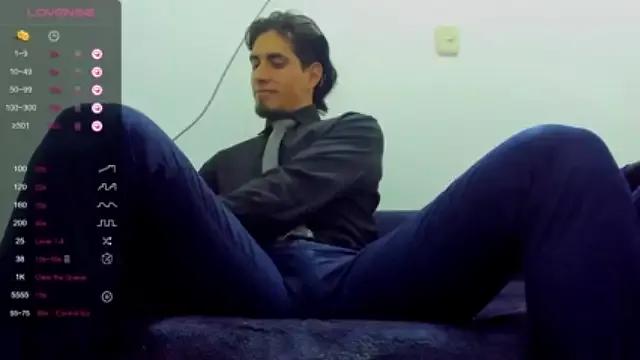 Freechat Tom_blunt96 on StripChat