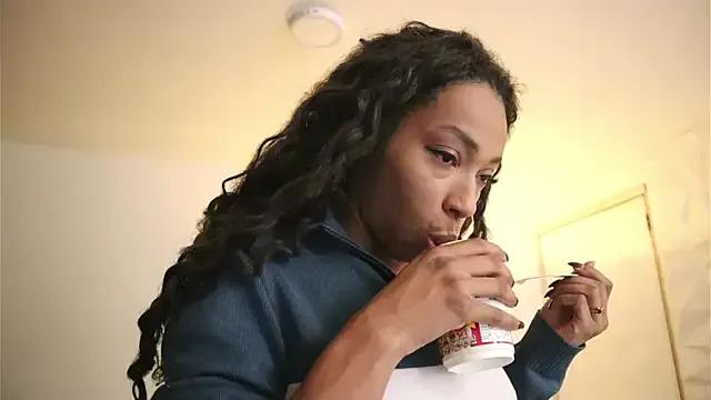 Freechat Valeriestyle on StripChat