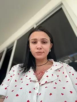 StripChat VendiMur is Freechat VendiMur — walk around the house topless