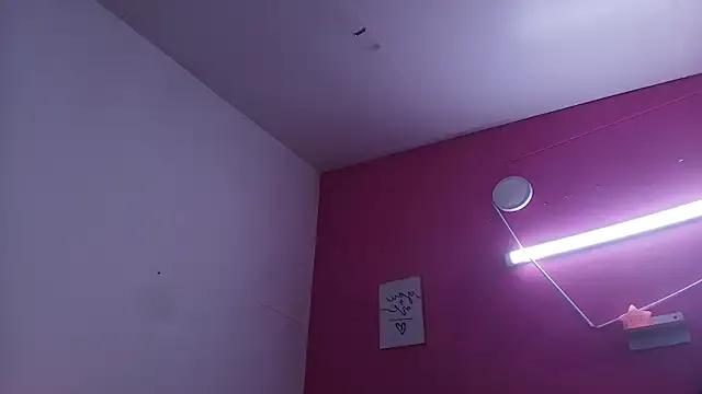 veronica_sinner_ on StripChat