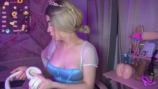 victoriabb28 on StripChat