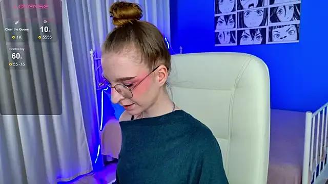 VioletShine on StripChat