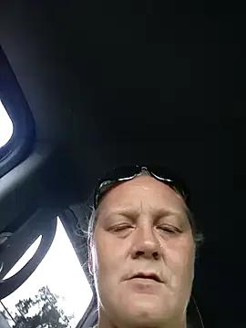 wetnwildforyou on StripChat