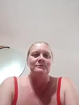 wetnwildforyou on StripChat