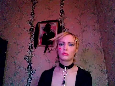 Freechat WildMissNiks on StripChat