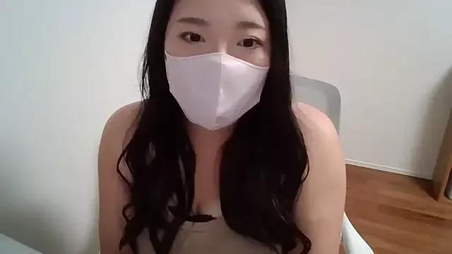 yukinko_o_ on StripChat