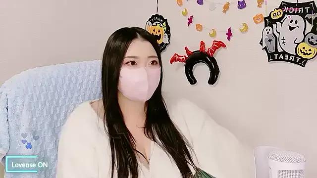 yukinko_o_ on StripChat