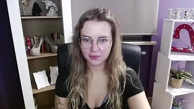 Zoey_Erotic on StripChat