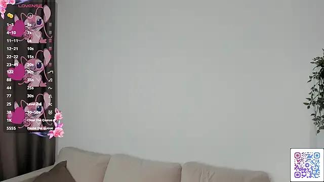 ZoniaEsshaki on StripChat